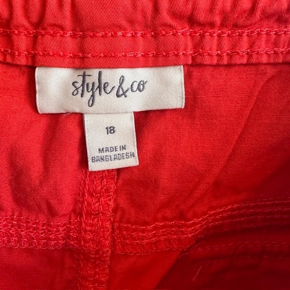 Style & Co. Women's Red Mid-Rise Comfort Waist Cargo Utility Shorts 18 Stretch - Picture 6 of 8